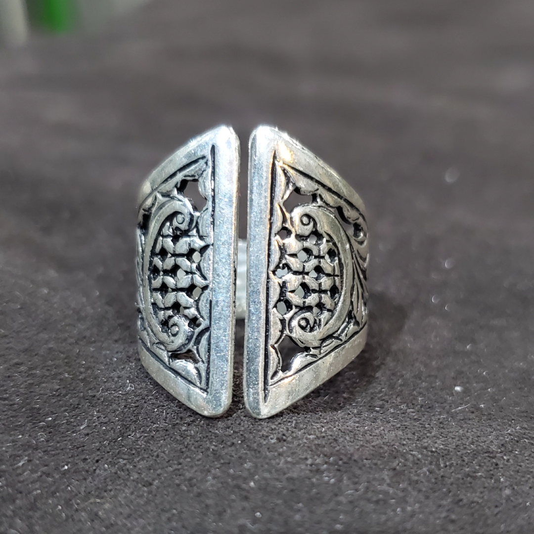 Bague Berbère Triangle en Argent 925 Artisanat Authentique – Image 2