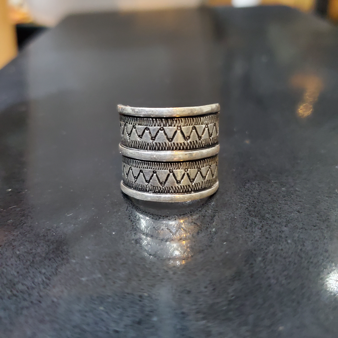 Bague Berbère "Double Zigzag" en Argent 925 – Anneau Large Ajustable Gravé Main | Lunja – Image 2