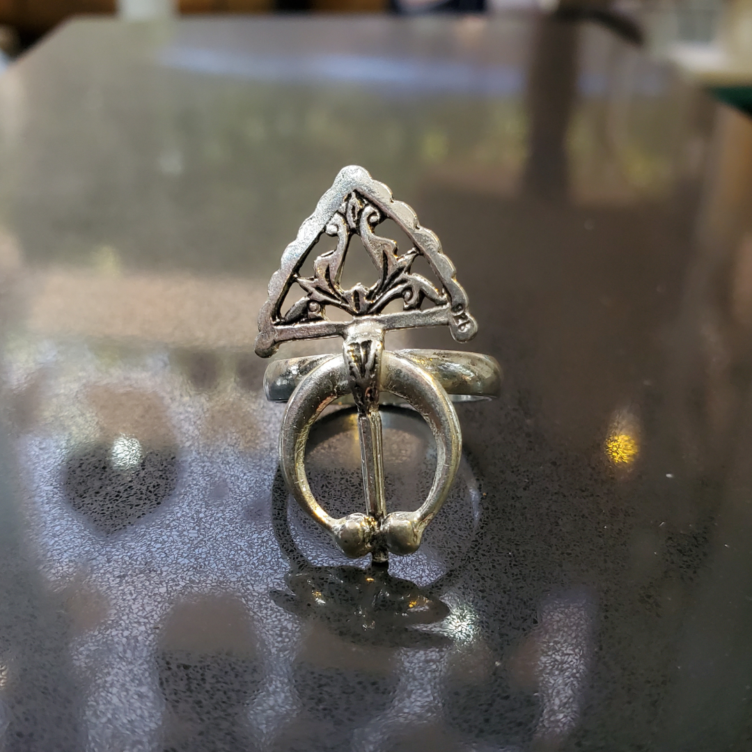 Bague Berbère en Argent 925 - Motif Fibule Gravé Main | Collection Lunja – Image 3