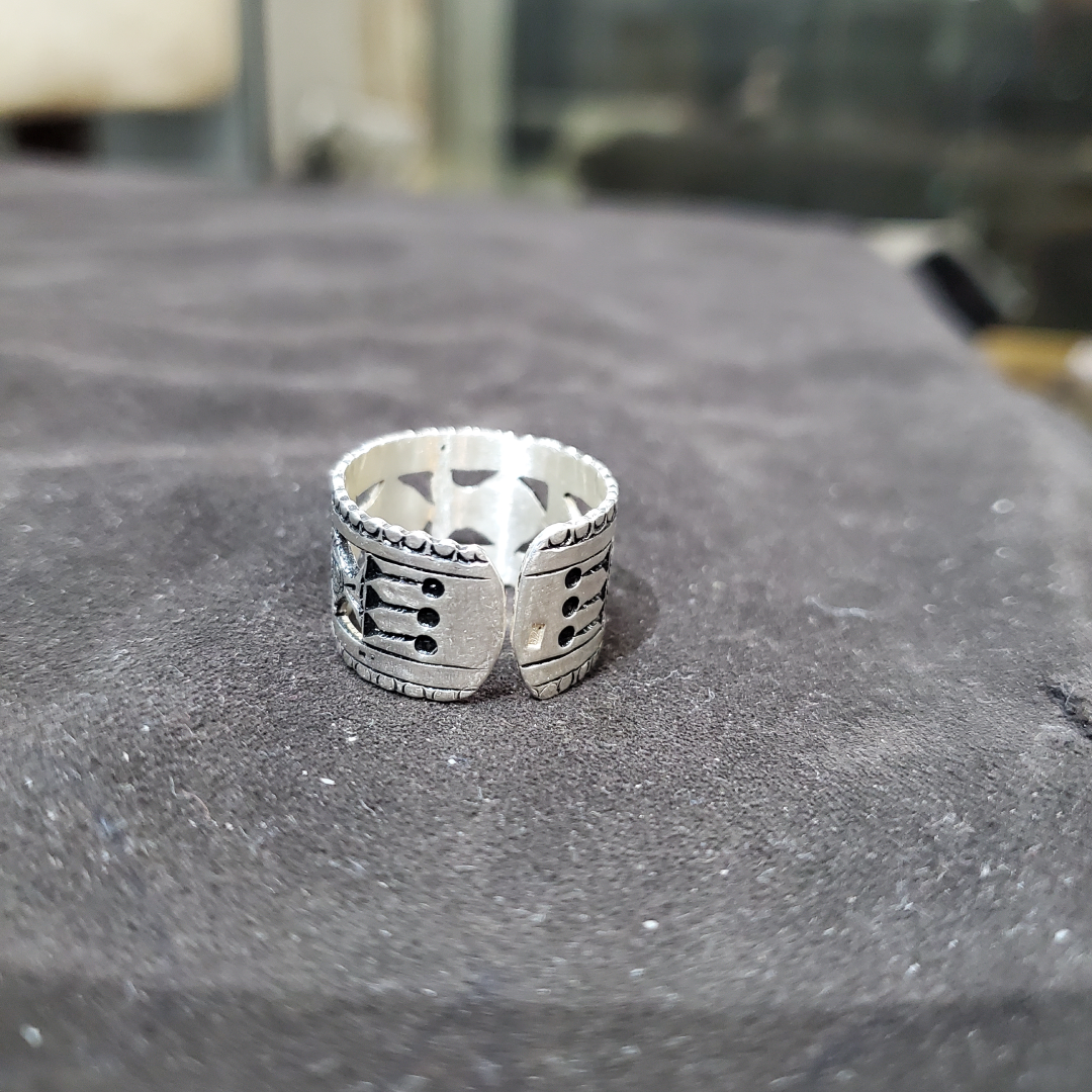 Bague Berbère en Argent 925 Motif Poisson Artisanal – Image 2