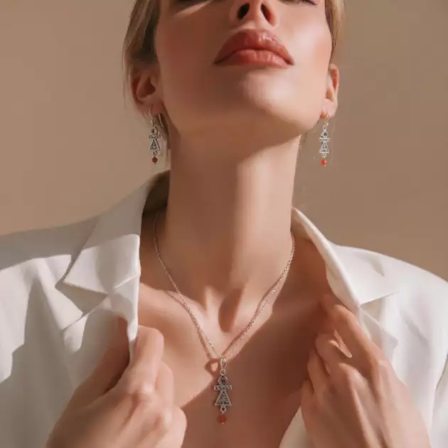 Parure Tanit petit en Argent 925 et Corail Naturel – Bijoux Berbères Artisanaux Lunja