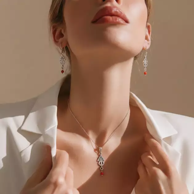 Parure Fibule Berbère en Argent 925 et Corail Naturel – Artisanat Lunja Fait Main