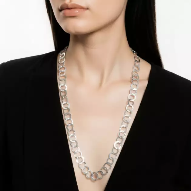 Sautoir Rihanna Berbère en Argent – Artisanat Tunisien Fait Main